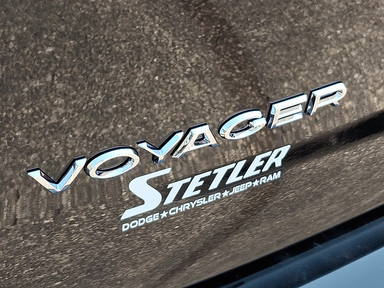 2026 Chrysler Voyager LX - Photo 23