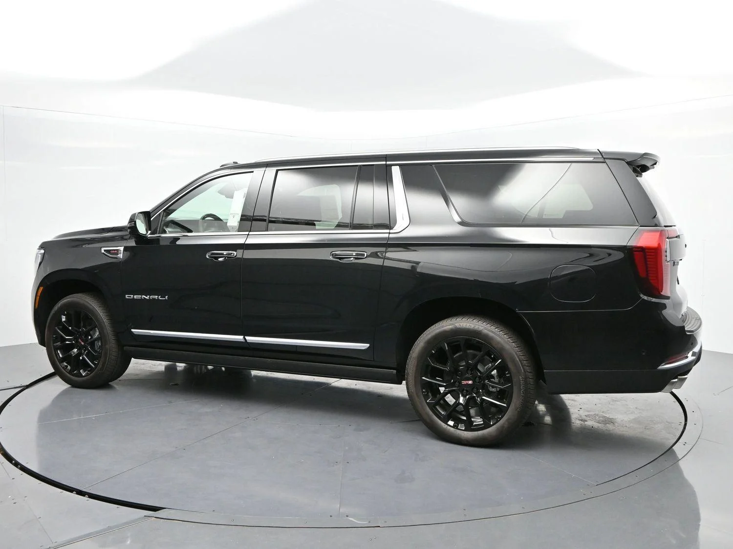 New 2026 Onyx Black GMC Denali image 5