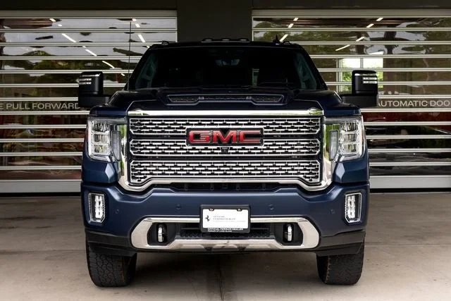 Used 2023 Pacific Blue Metallic GMC Denali image 9