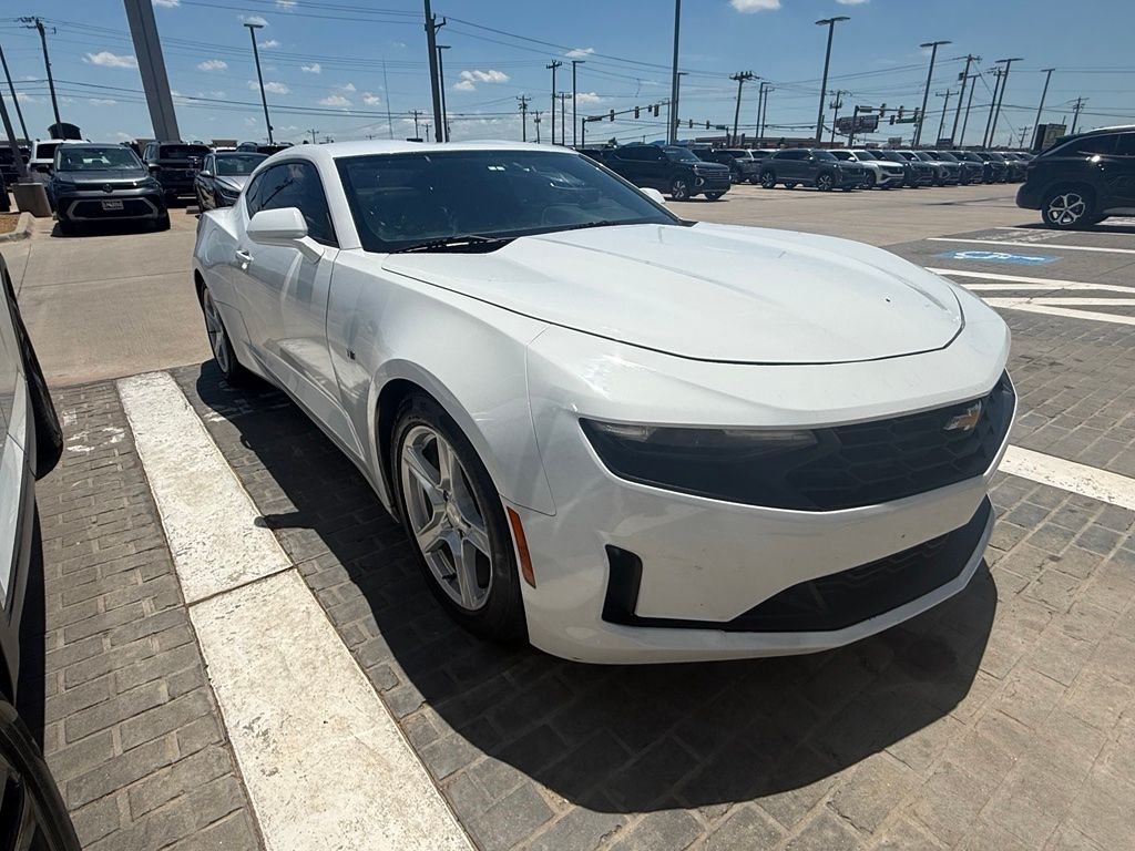 Used 2020 Summit White Chevrolet 1LT image 4