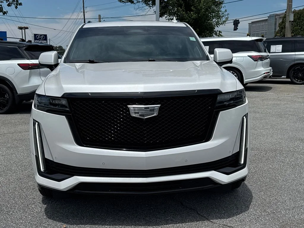 Used 2023 White Cadillac Sport Platinum image 2
