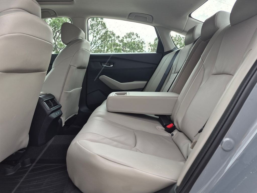 New 2026 Urban Gray Pearl Honda EX-L image 15