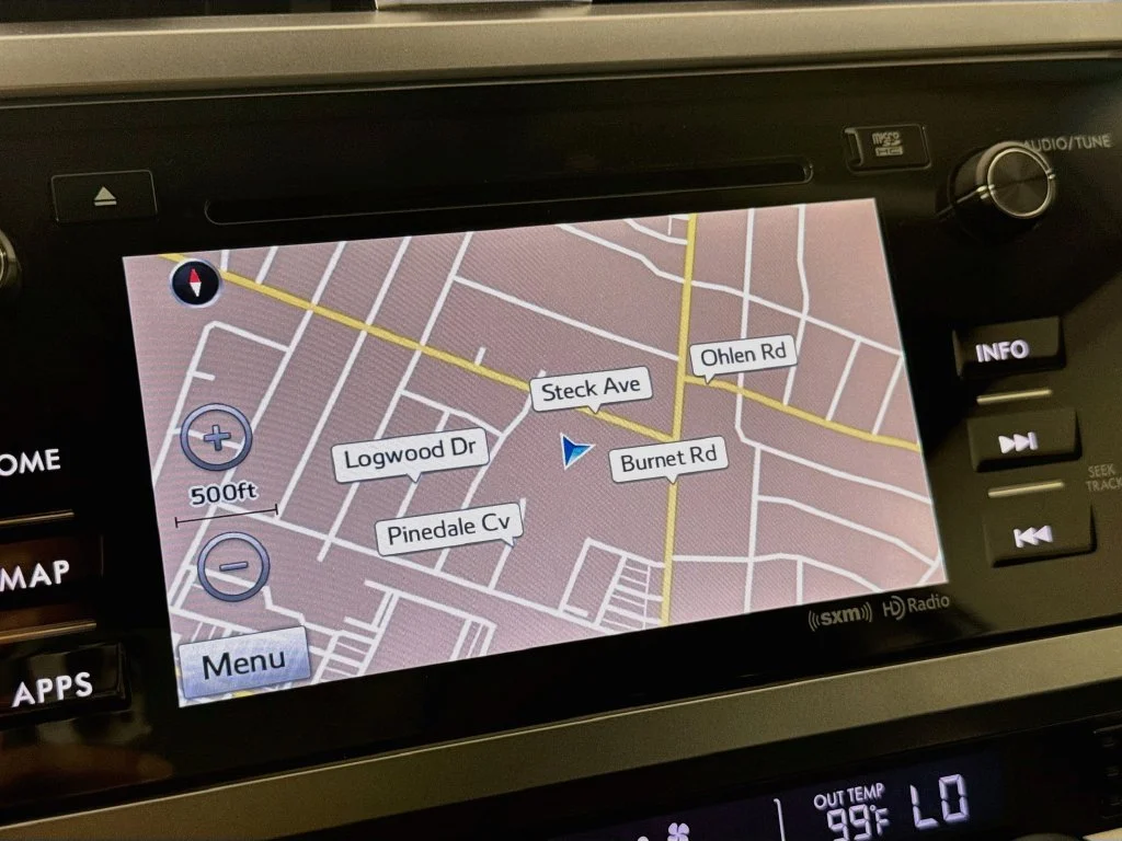 Used 2016 Silver Subaru 2.5i image 15