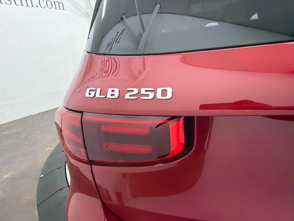 New 2026 Red Mercedes-Benz GLB 250 image 11