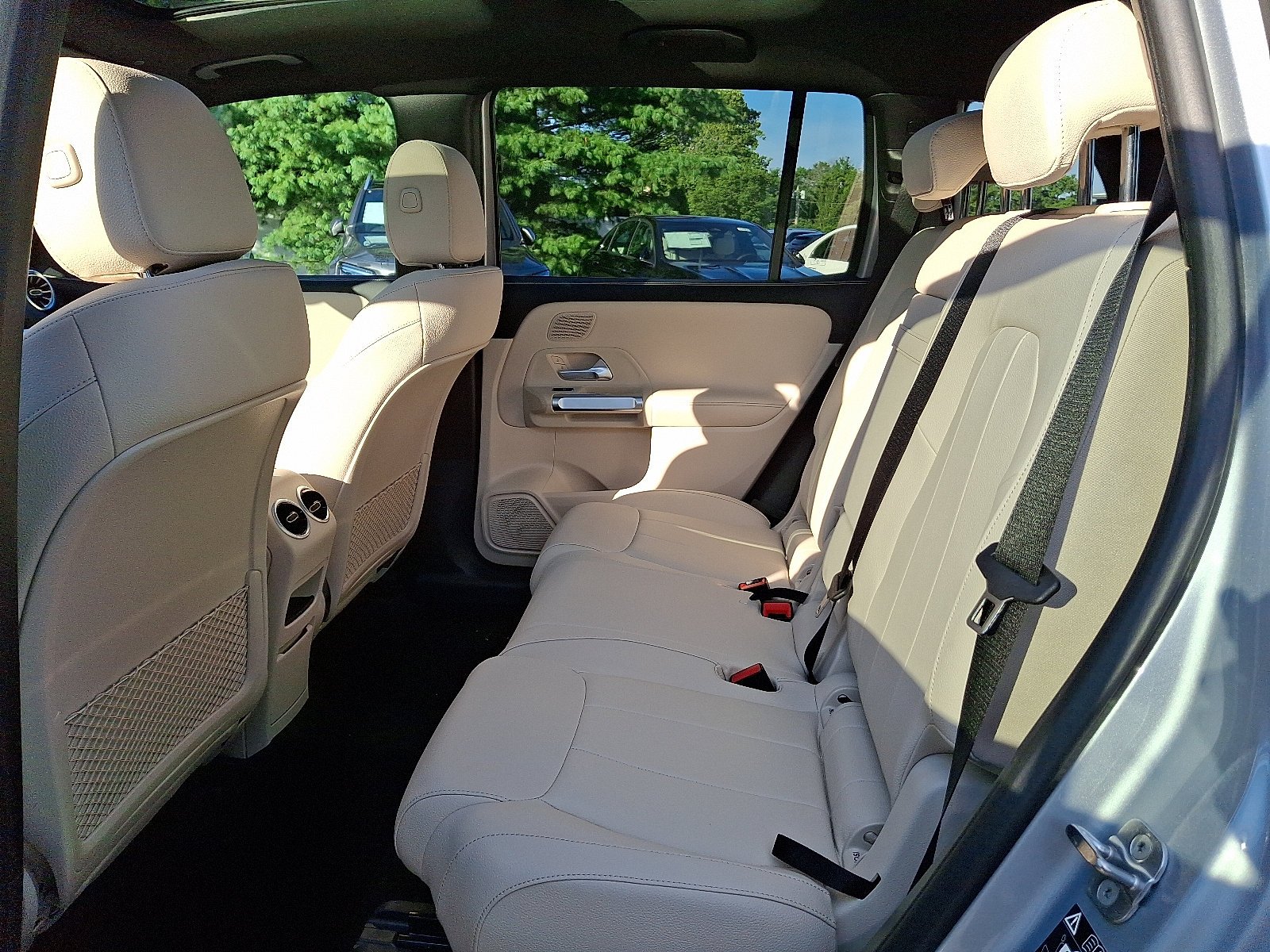 2026 Mercedes-Benz GLB GLB 250 - Photo 6