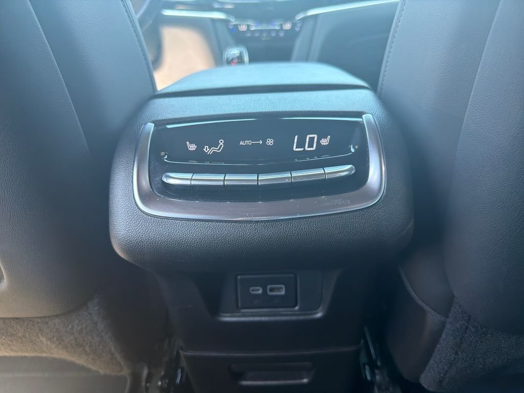 Used 2025 Silver Cadillac Premium Luxury image 25