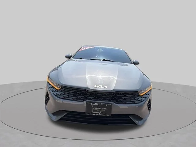 Used 2023 Silver Kia LXS image 8