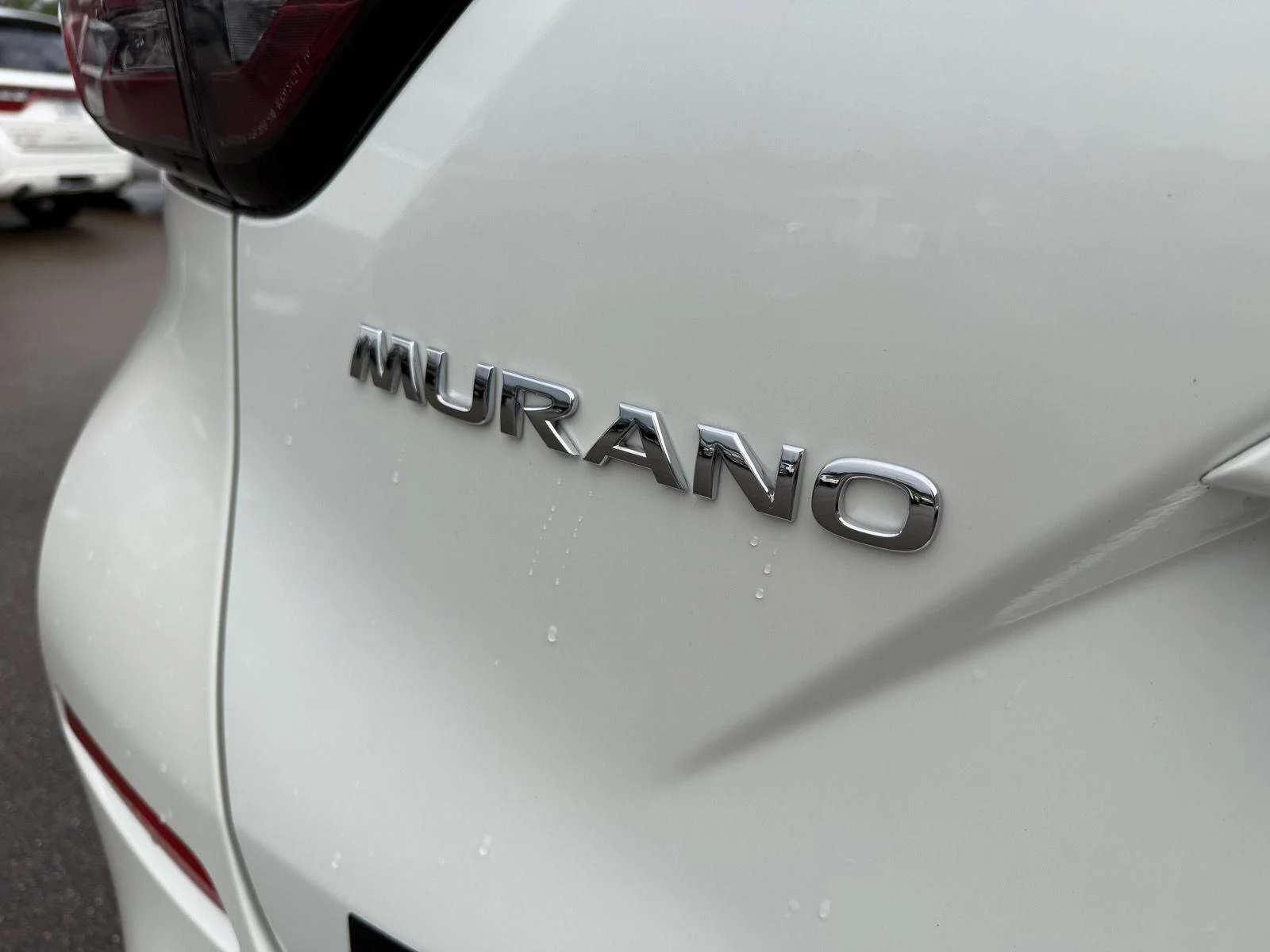 Used 2019 Pearl White Tricoat Nissan S image 25
