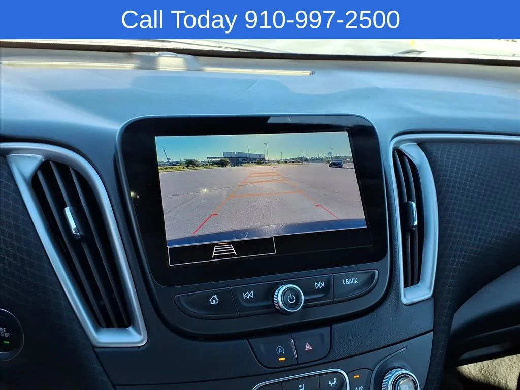 Used 2025 Mosaic Black Metallic Chevrolet 1LT image 21