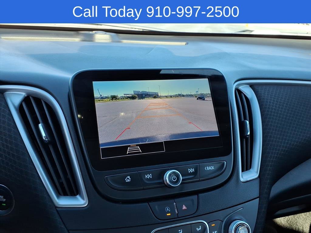 Used 2025 Mosaic Black Metallic Chevrolet 1LT image 21