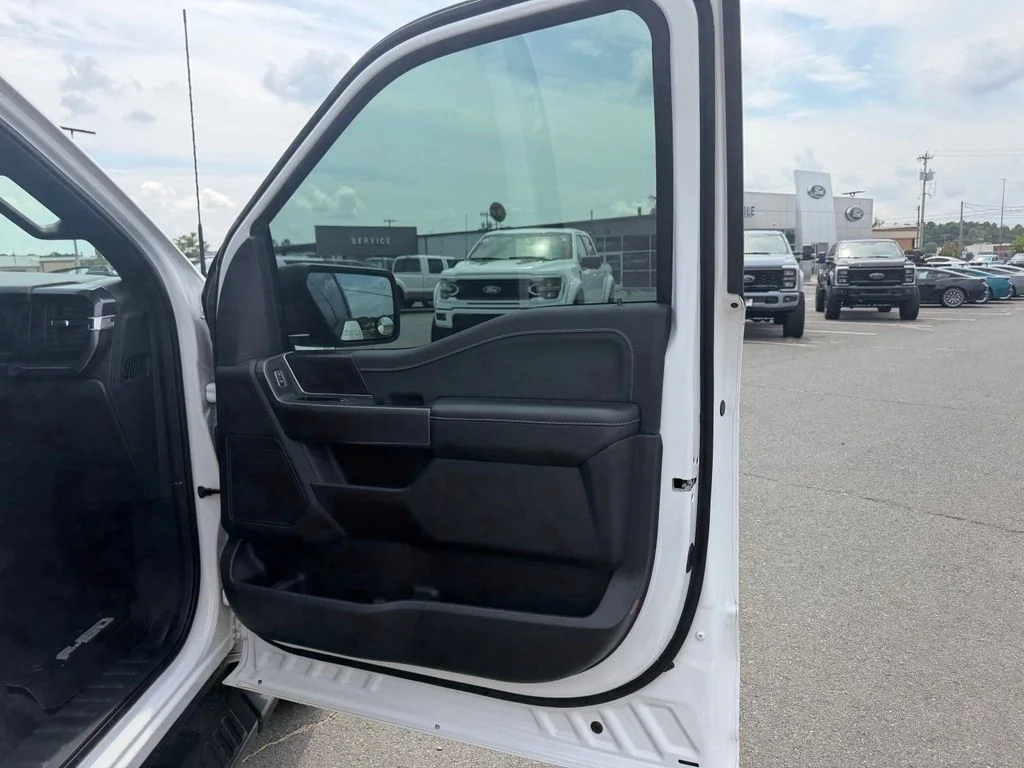 Used 2023 White Ford XLT image 29