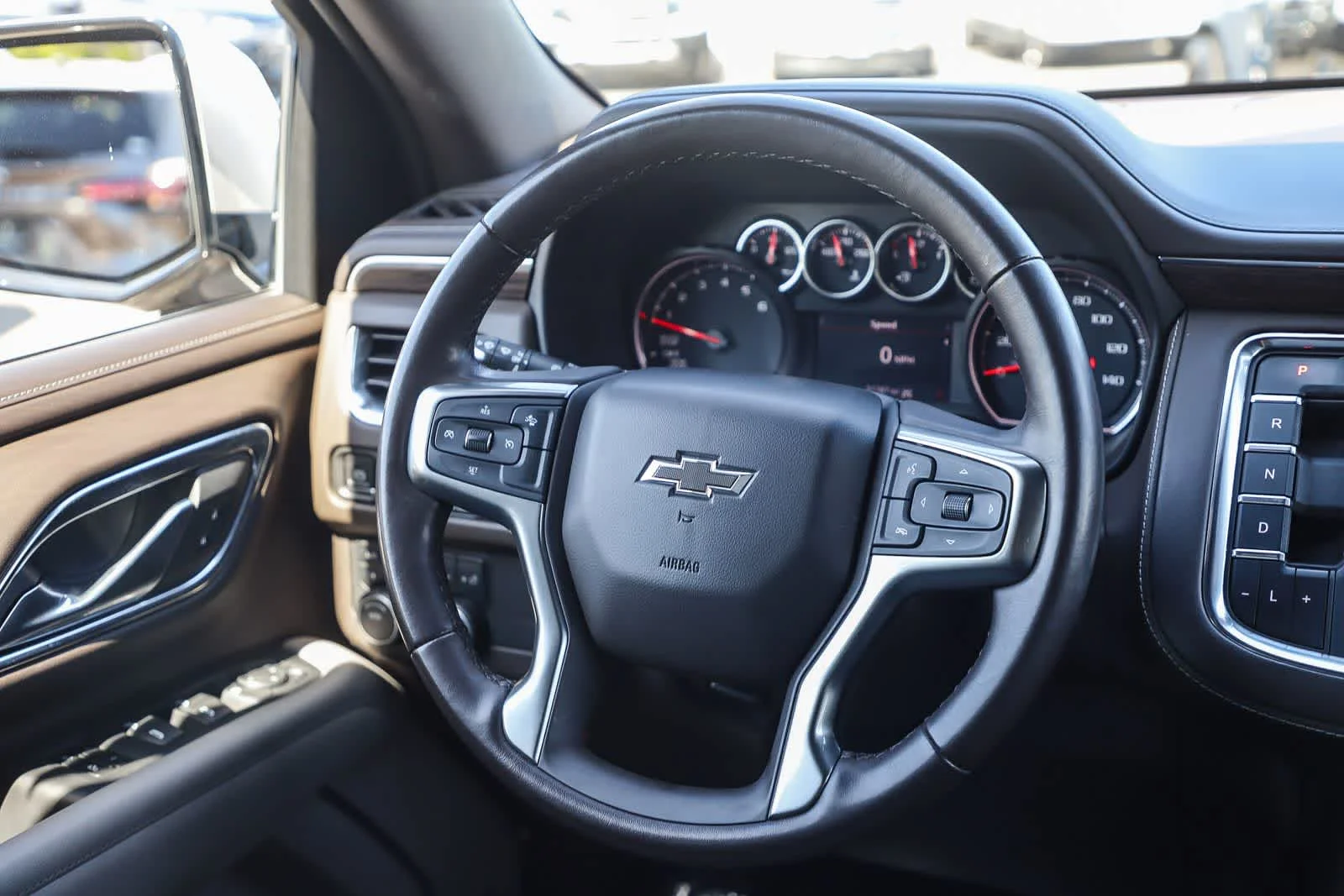 Used 2021 Empire Beige Metallic Chevrolet Z71 image 17