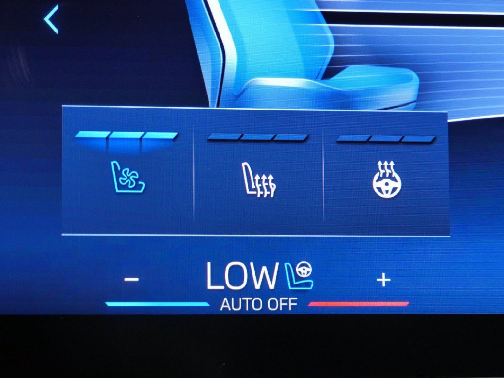 Used 2026 Dark Graphite Metallic BMW 30 xDrive image 46