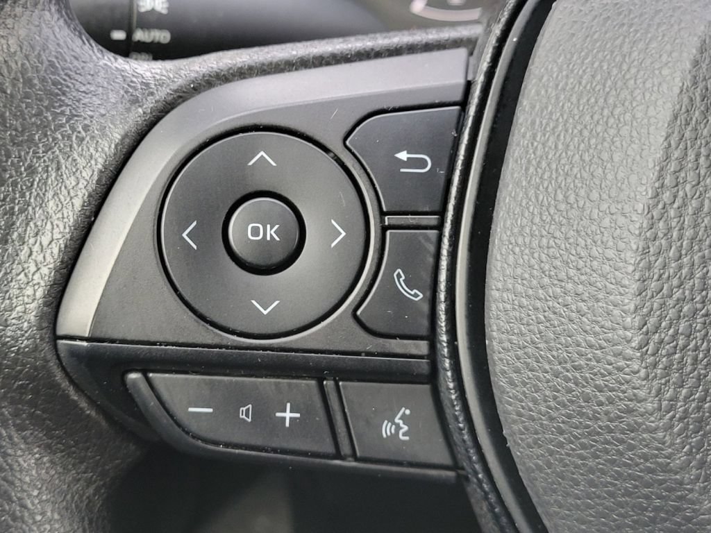 Used 2020 Black Sand Pearl Toyota LE image 11