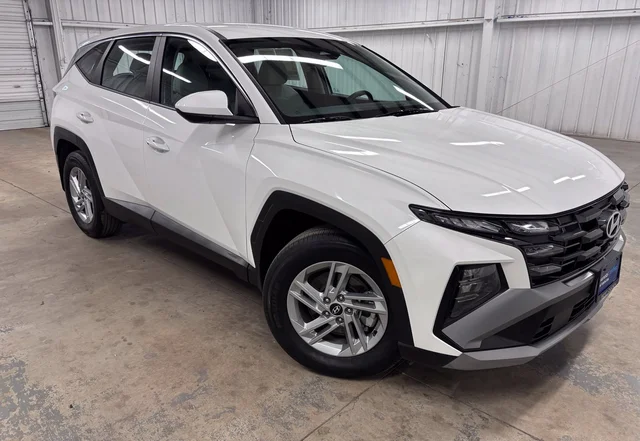 2025 Hyundai Tucson SE