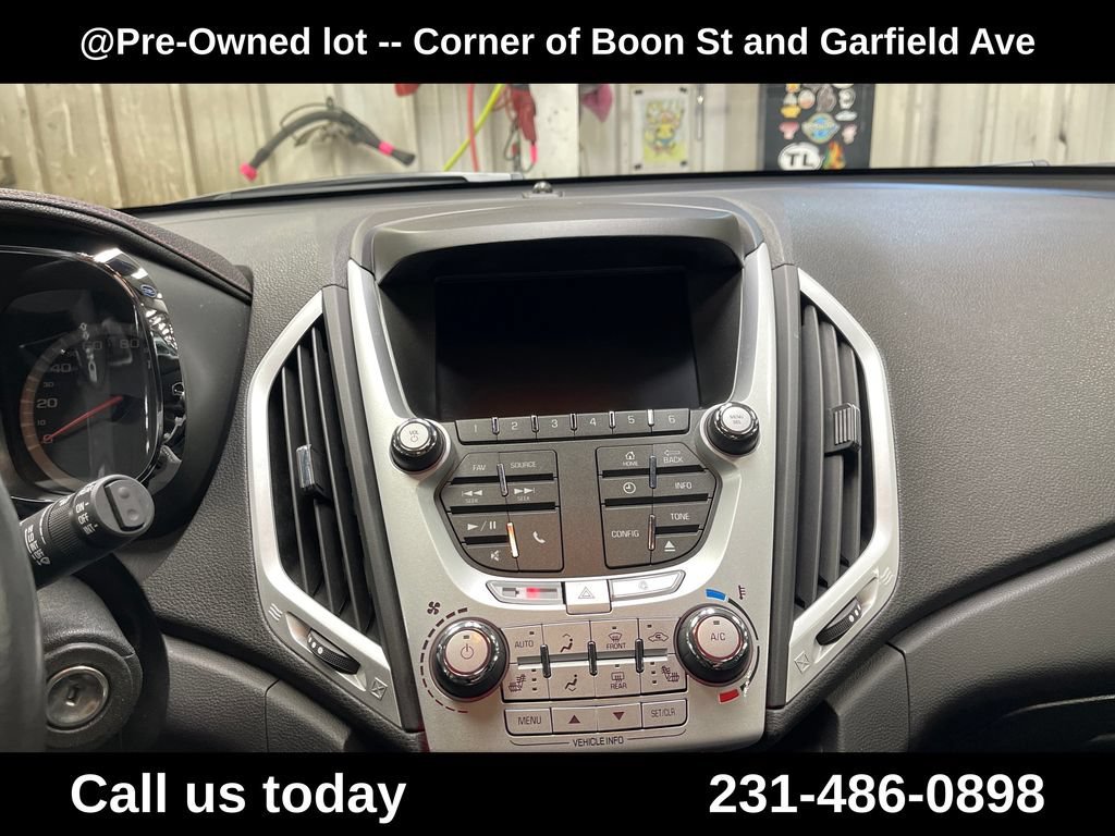 Used 2014 Quicksilver Metallic GMC SLT image 20