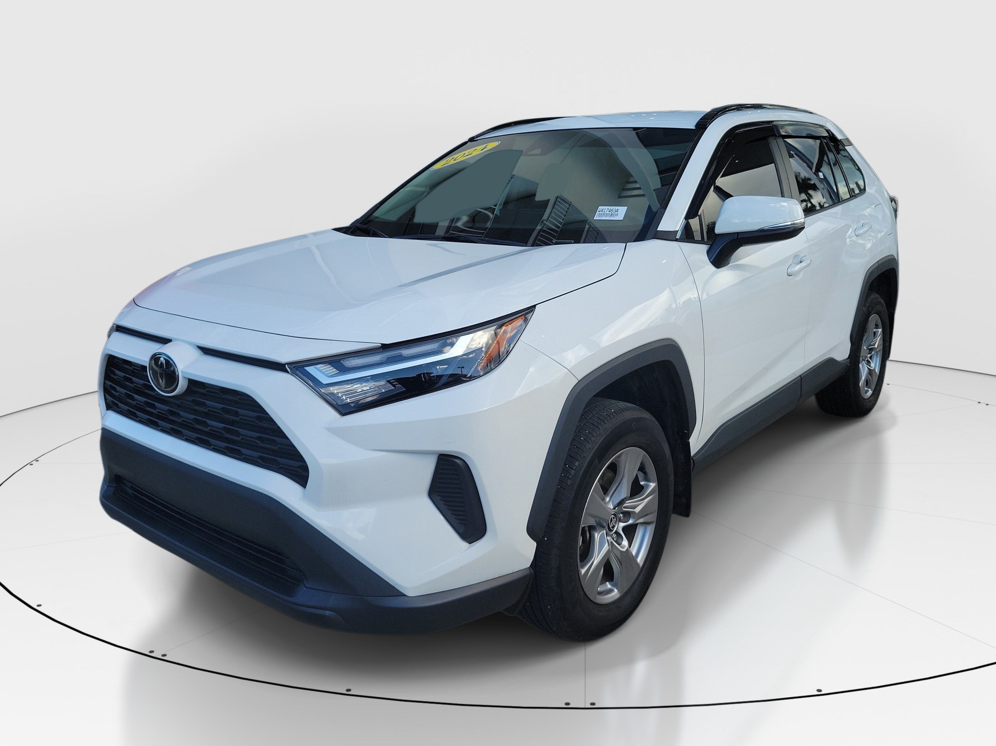 Used 2024 Ice Toyota XLE image 3