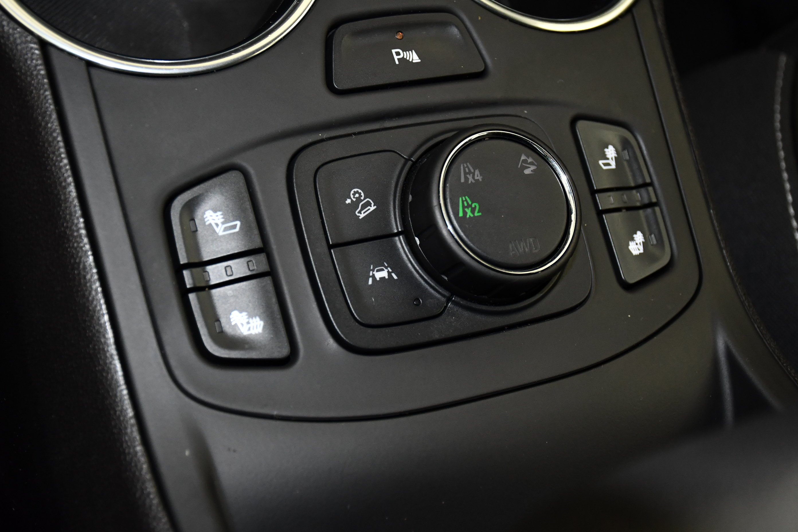 Used 2024 Sterling Metallic GMC SLT image 33