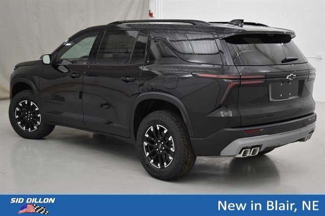 New 2026 Mosaic Black Metallic Chevrolet Z71 image 16