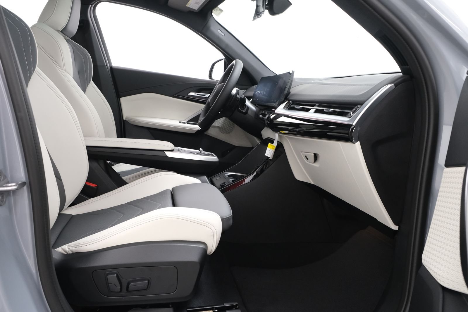 New 2027 Brooklyn Grey Metallic BMW xDrive28i image 40