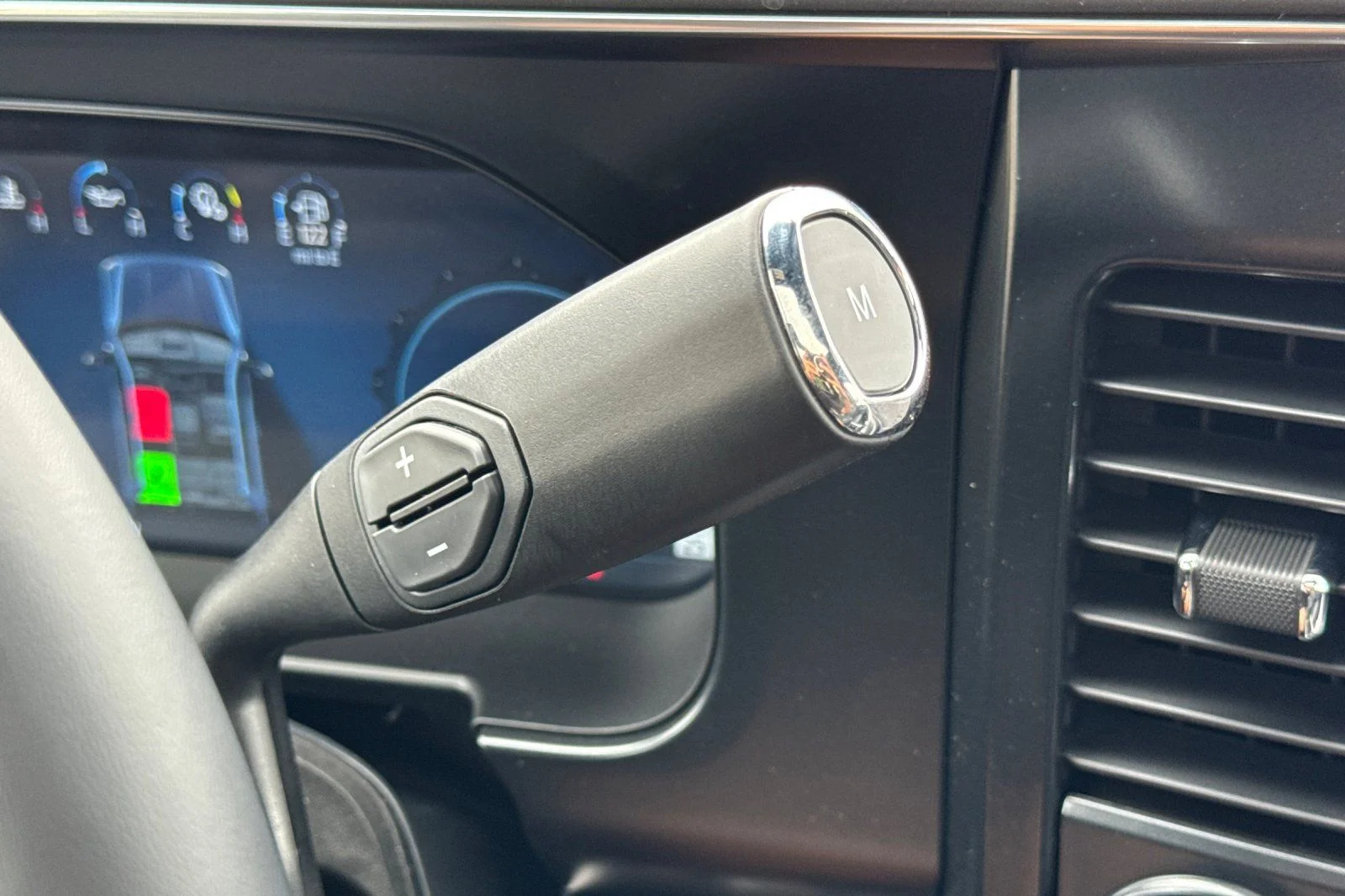 New 2026 Glacier Gray Metallic Tri-Coat Ford F-350® Platinum® image 23