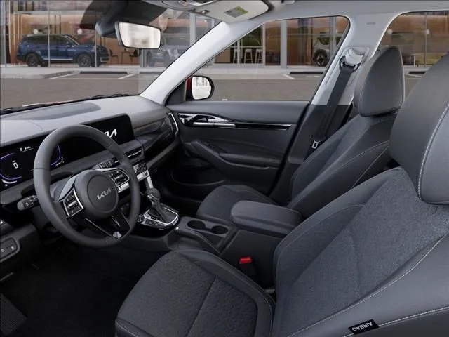 2025 Kia Seltos S - Photo 17