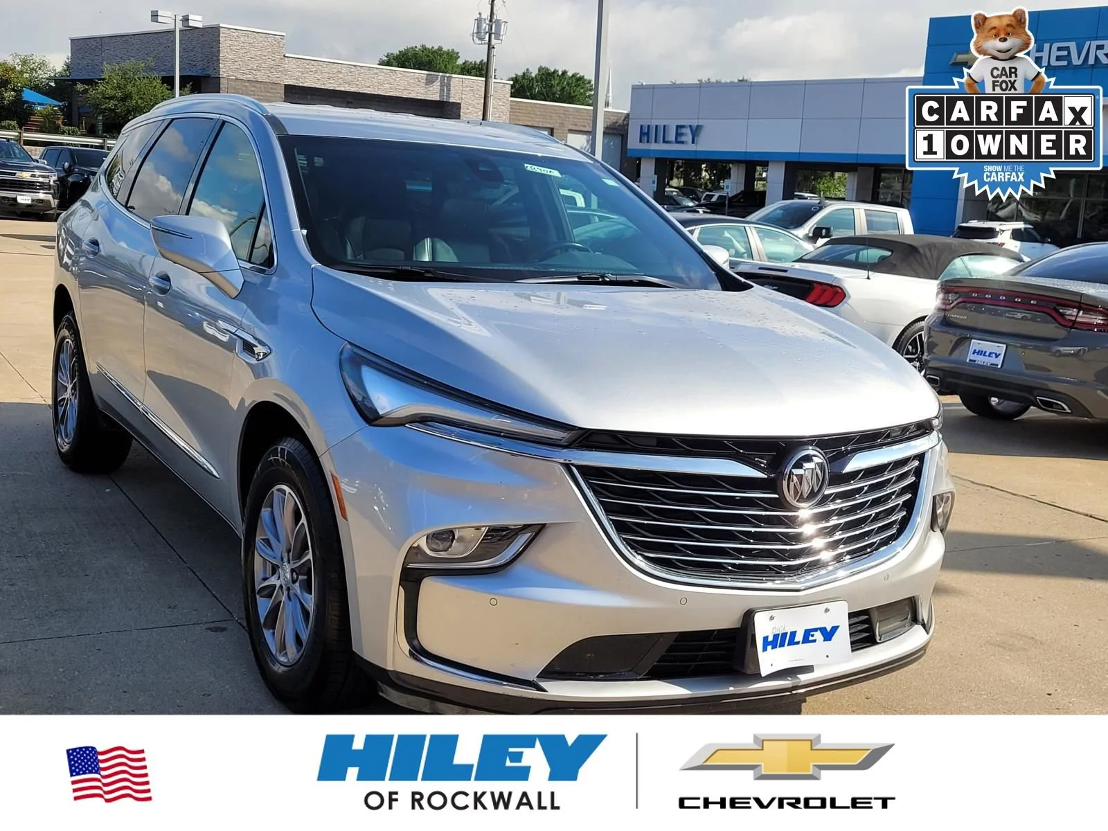 2022 Buick Enclave Essence's photo