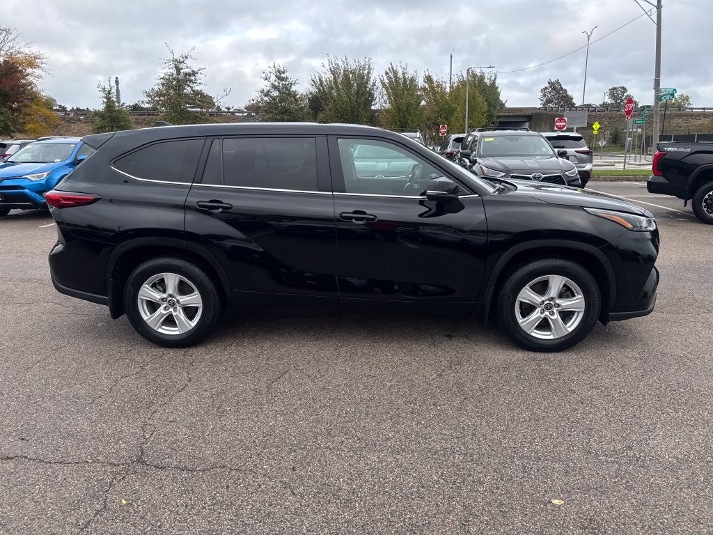 Used 2023 Black Toyota LE image 10