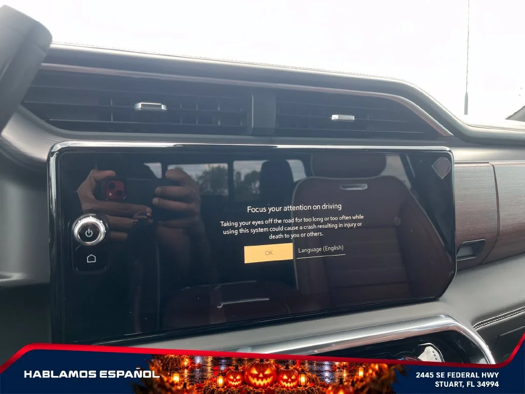 New 2026 Glacier White Tricoat GMC Denali Ultimate image 30