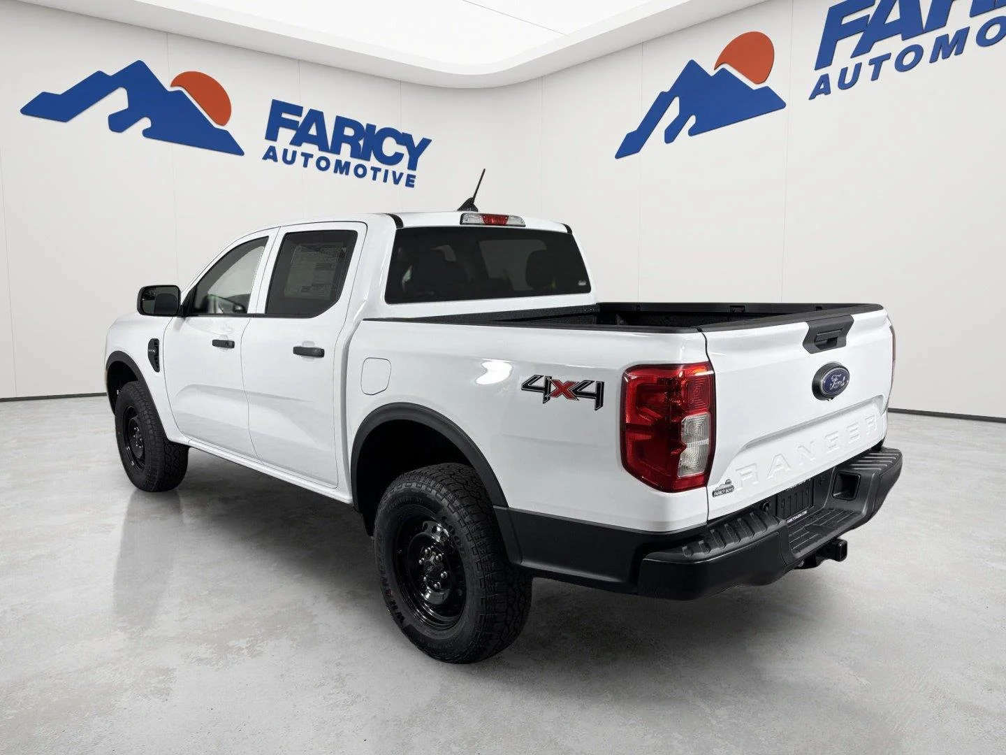Used 2026 Oxford White Ford XL image 3