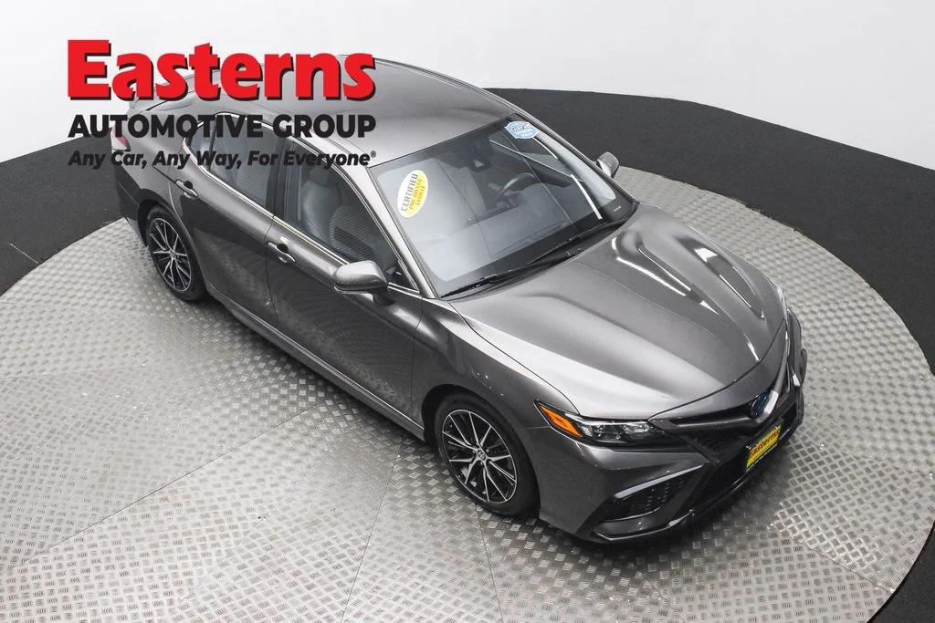 Used 2023 Gray Toyota SE image 3
