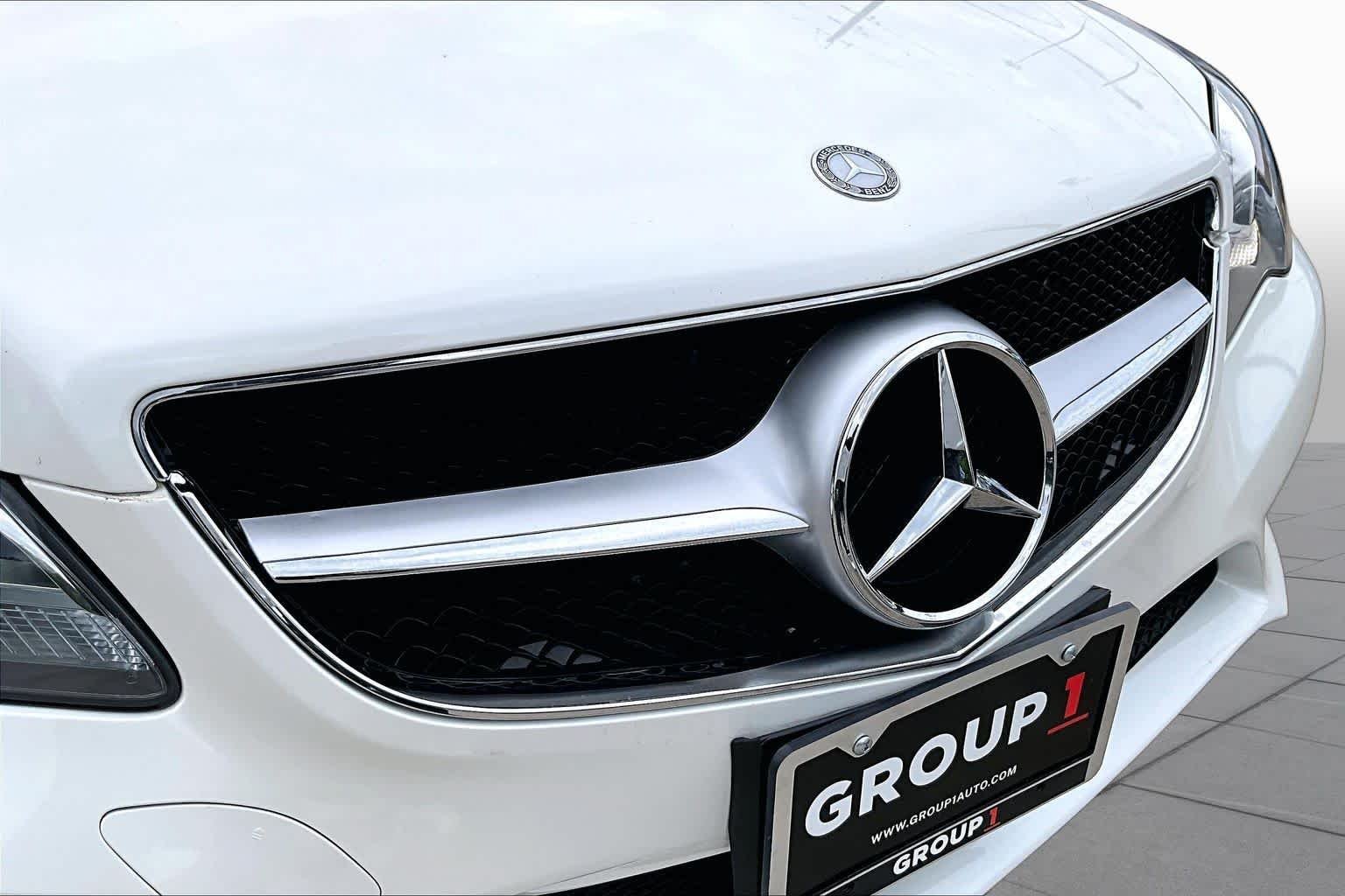 Used 2014 Diamond White Metallic Mercedes-Benz E 350 image 30