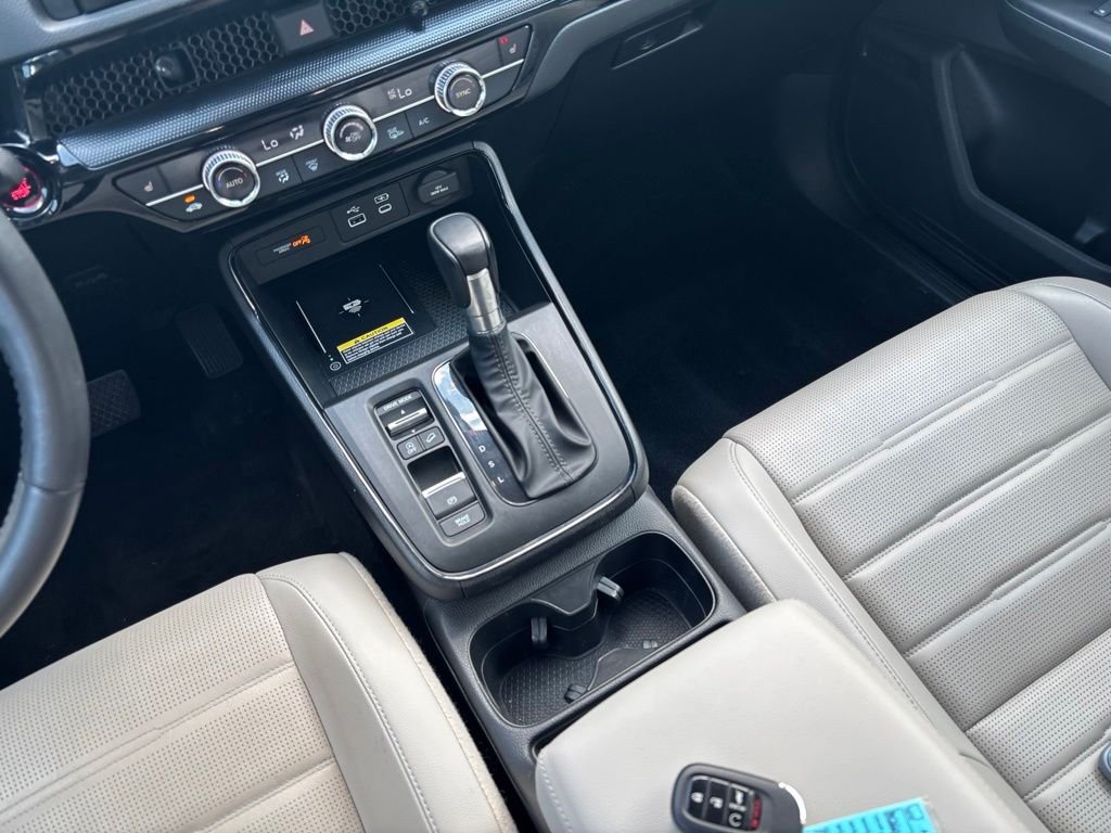 Used 2024  Honda EX-L image 17