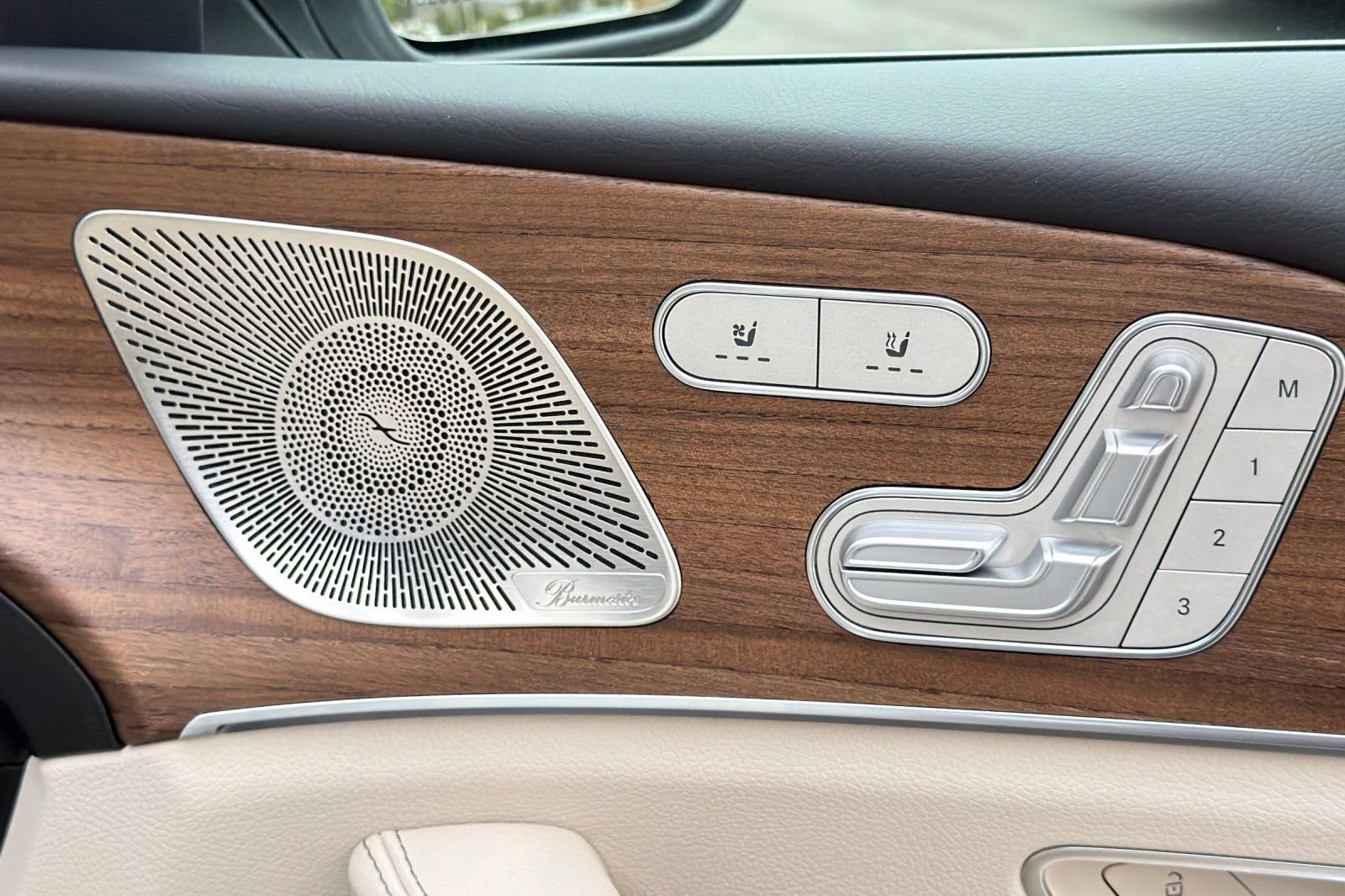 New 2026 Polar White Mercedes-Benz GLS 450 image 4