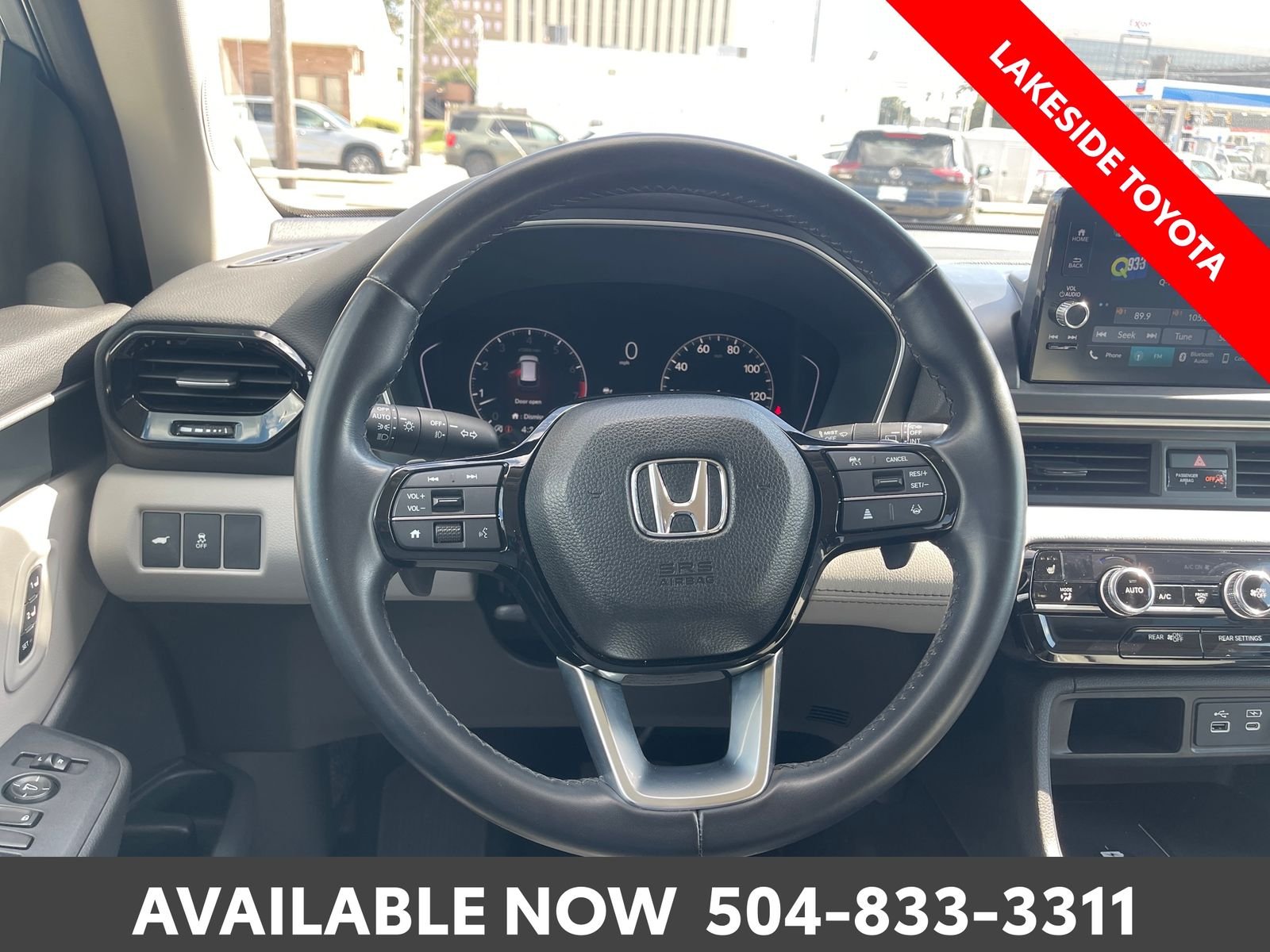 Used 2023 Silver Honda EX-L image 24
