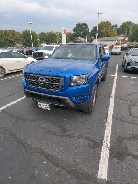 Used 2024 Blue Nissan SV image 3