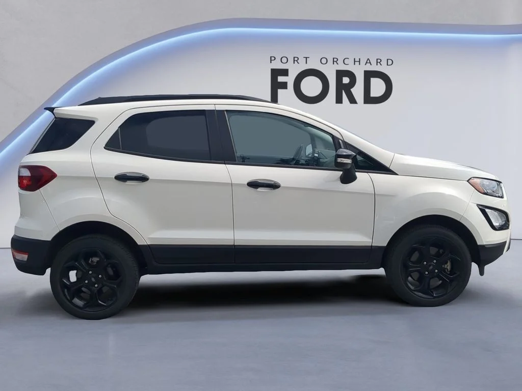 Used 2021 White Ford SES image 8