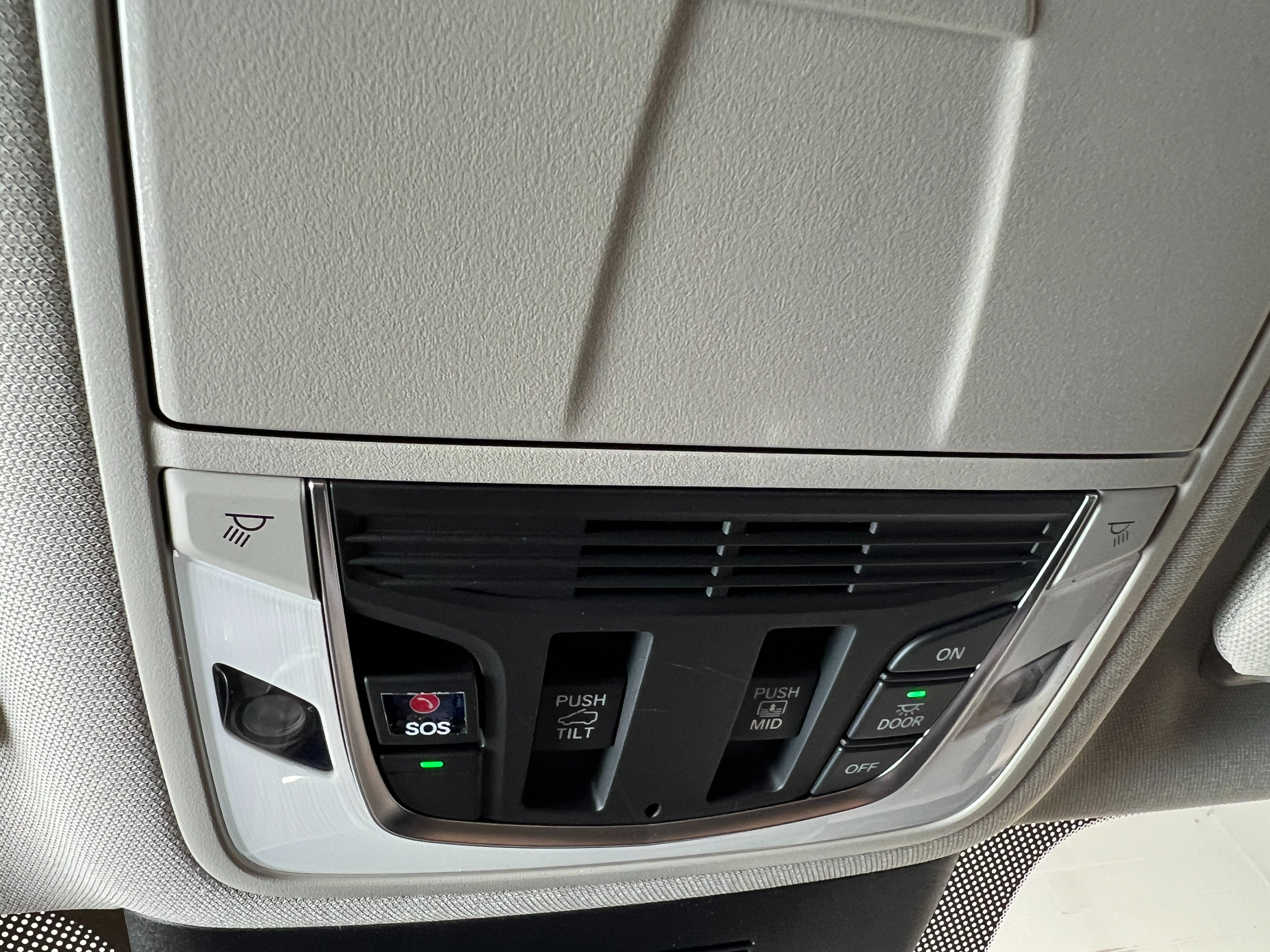 New 2026 Liquid Carbon Metallic Acura  image 21