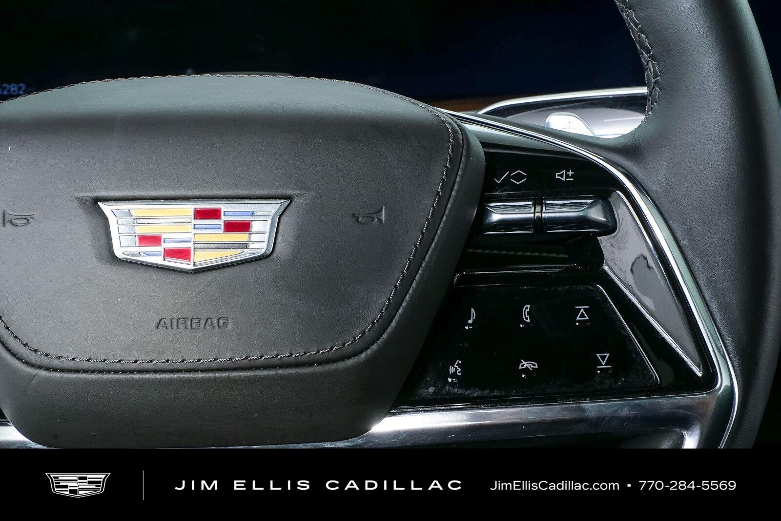 Used 2025 Crystal White Tricoat Cadillac Sport Platinum image 12