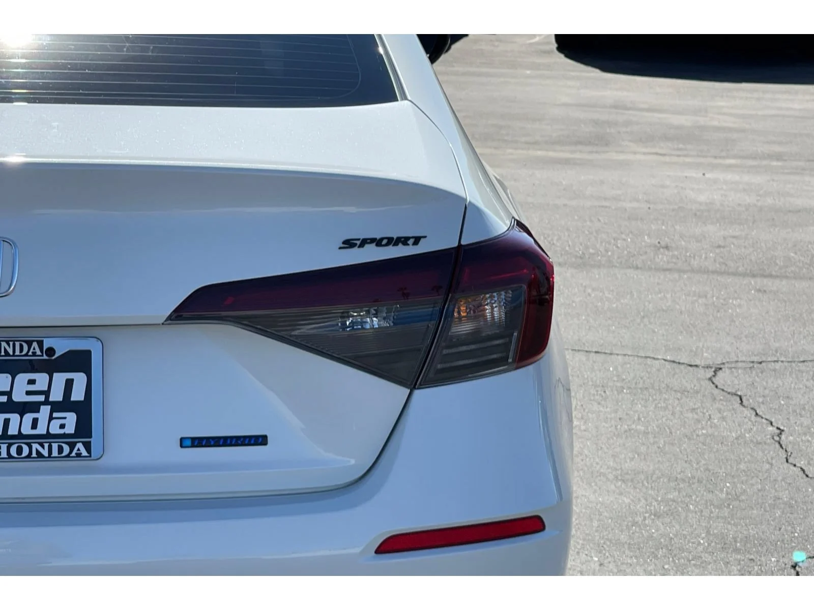 Used 2026 Platinum White Pearl Honda 2WD Sport Hybrid image 40