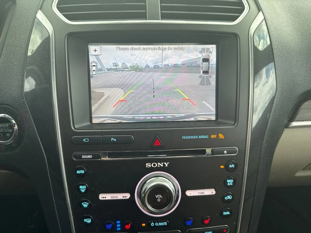 Certified Used 2018 Silver Ford Limited image 15