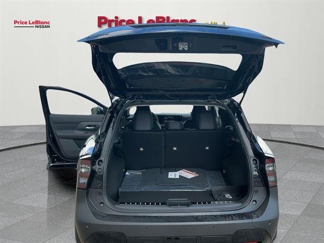 2025 Nissan Kicks SR - Photo 23