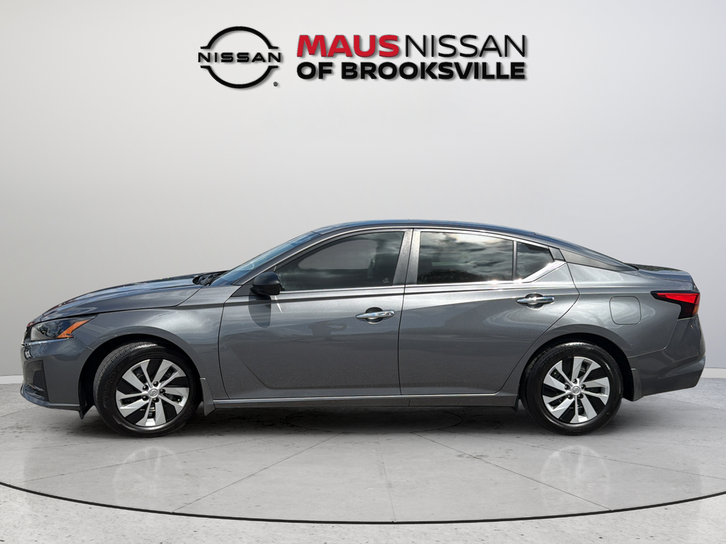 Used 2025 Gray Nissan 2.5 S image 6