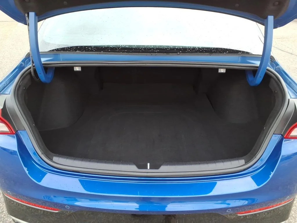 Used 2021 Blue Kia EX image 9