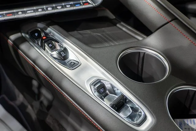 2027 Chevrolet Corvette 2LT - Photo 47