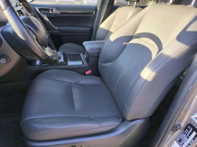 Used 2023 Silver Lexus 460 image 14