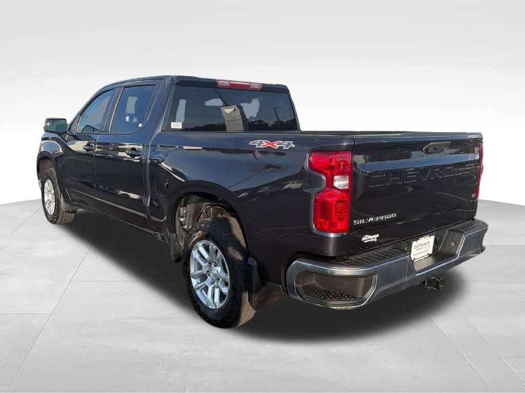 Used 2024 Gray Chevrolet LT image 4