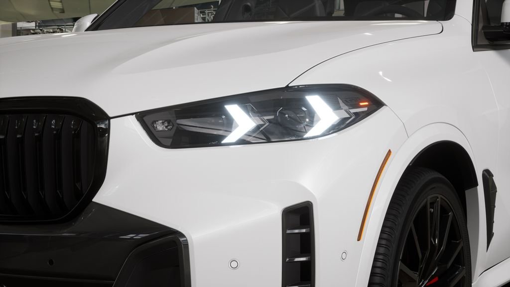Used 2026 Mineral White Metallic BMW xDrive40i image 49