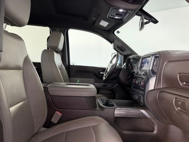 Used 2020 Silver Chevrolet LTZ image 44