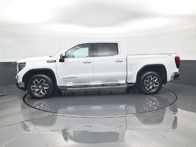 2023 GMC Sierra 1500 SLT - Photo 8